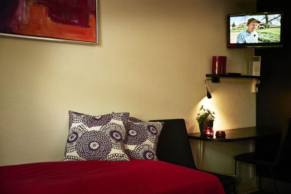 Stoberiet Svendborg Exterior foto A room at the hotel