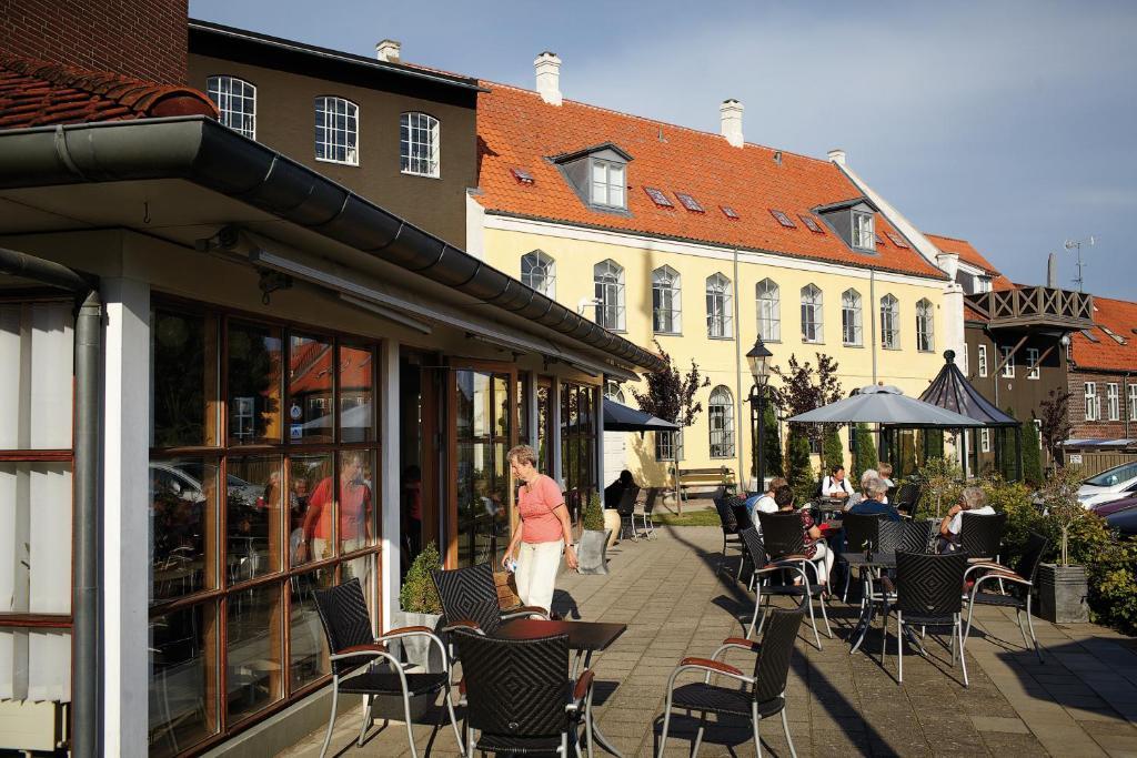 Stoberiet Svendborg Exterior foto The old town of Sønderborg